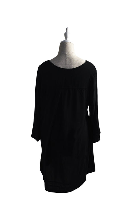 A Black Long Sleeve Tops from Imanimo in size M for maternity. (Back View)