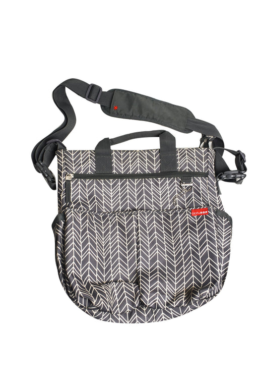 A Grey Diaper Bags from Skip Hop in size O/S for neutral. (Front View)