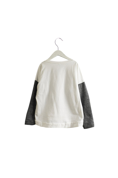 A White Crewneck Sweatshirts from So Twee by Miss Grant in size 9Y for neutral. (Back View)