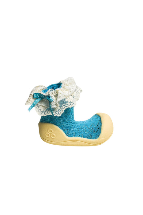 A Blue Boots & Booties from Attipas in size 12-18M for girl. (Back View)