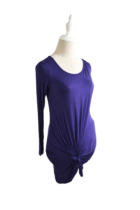 A Purple Long Sleeve Tops from Mothers en Vogue in size XS for maternity. (Front View)