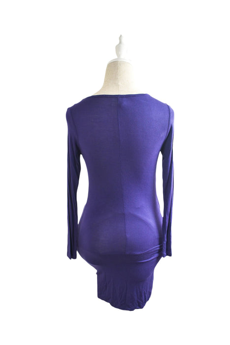 A Purple Long Sleeve Tops from Mothers en Vogue in size XS for maternity. (Back View)