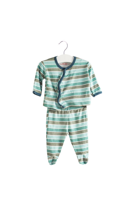 A Green Pyjama Sets from Magnificent Baby in size Newborn for girl. (Front View)