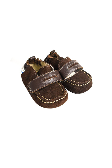 A Brown Boots & Booties from Robeez in size 3-6M for girl. (Front View)