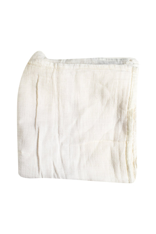 A White Swaddles from Pottery Barn in size O/S for girl. (Front View)