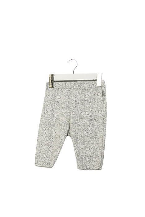 A Grey Sweatpants from Comme Ca Ism in size 3-6M for girl. (Front View)