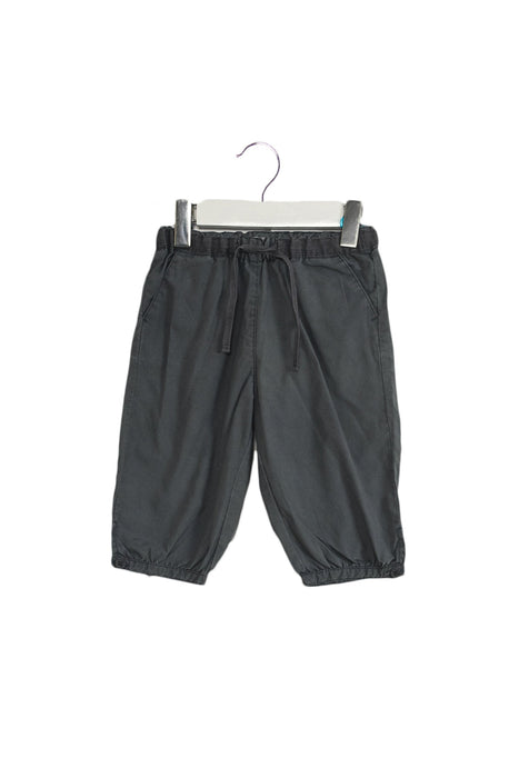 A Grey Casual Pants from Bonpoint in size 3-6M for girl. (Front View)