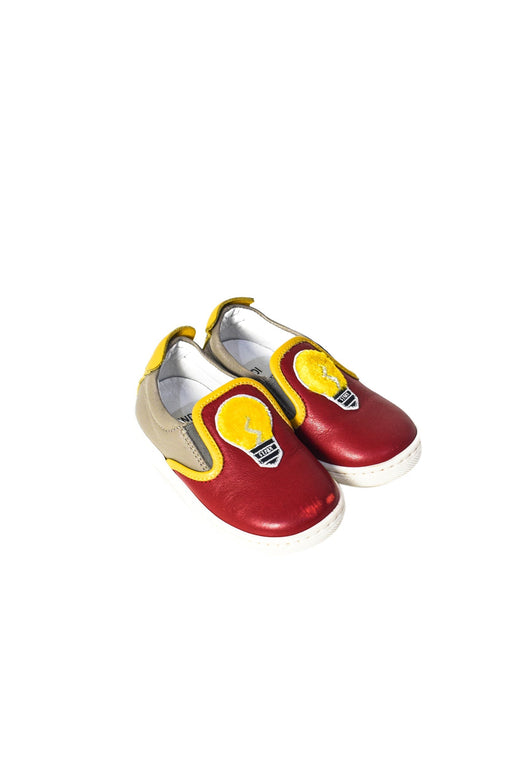 A Red Sneakers from Fendi in size 12-18M for neutral. (Front View)