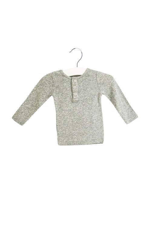 A Grey Long Sleeve Tops from Country Road in size 0-3M for neutral. (Front View)