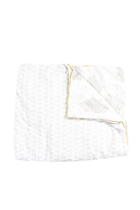 A Grey Blankets from Mamas & Papas in size O/S for neutral. (Front View)