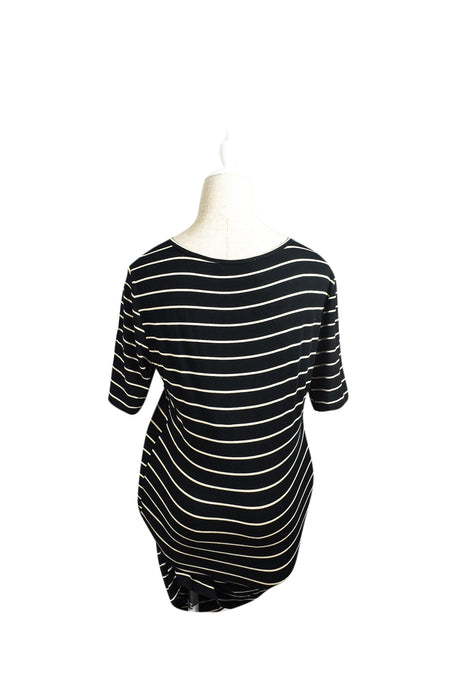 A Black Short Sleeve Tops from Kimi + Kai in size M for maternity. (Front View)
