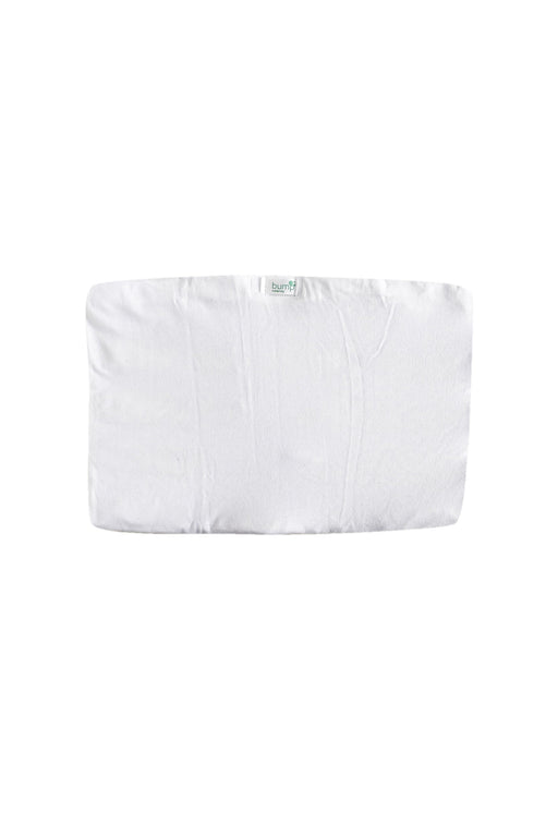 A White Blankets from Bump Maternity in size O/S for neutral. (Front View)