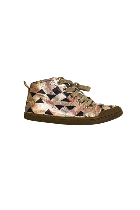 A Pink Sneakers from 10 IS in size 4T for girl. (Back View)