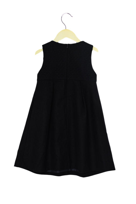 A Navy Sleeveless Dresses from Sayegusa in size 5T for girl. (Back View)