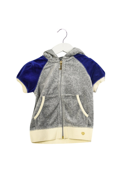 A Grey Zippered Sweatshirts from Juicy Couture in size 4T for girl. (Front View)