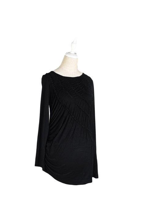 A Black Long Sleeve Tops from Maternal America in size XS for maternity. (Front View)