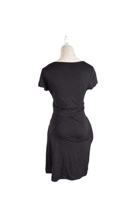 A Grey Short Sleeve Dresses from Noppies in size XS for maternity. (Back View)
