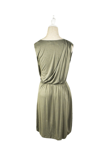 A Grey Sleeveless Dresses from Dote in size M for maternity. (Back View)