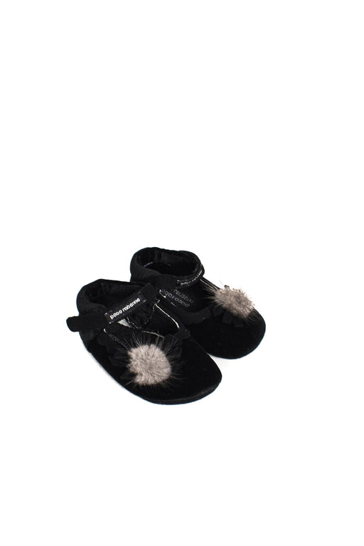 A Black Flats from Paco Rabanne in size 12-18M for girl. (Front View)