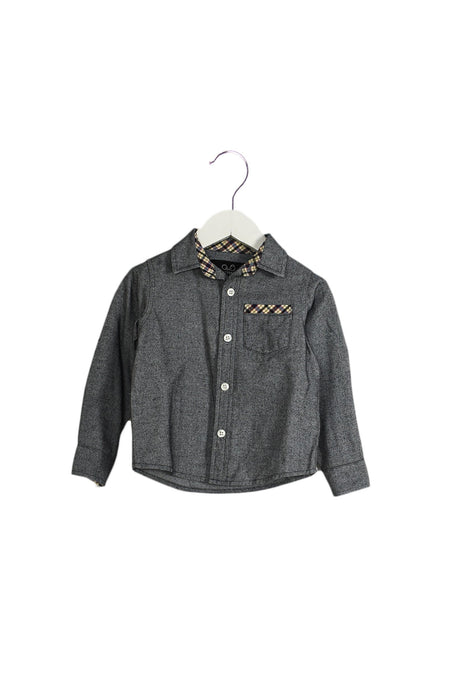 A Grey Shirts from Chickeeduck in size 12-18M for boy. (Front View)