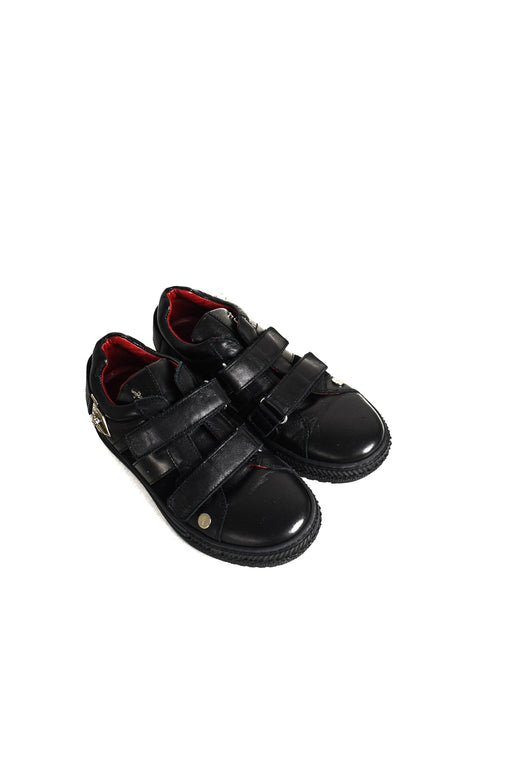 A Black Sneakers from Cesare Paciotti in size 6T for boy. (Front View)