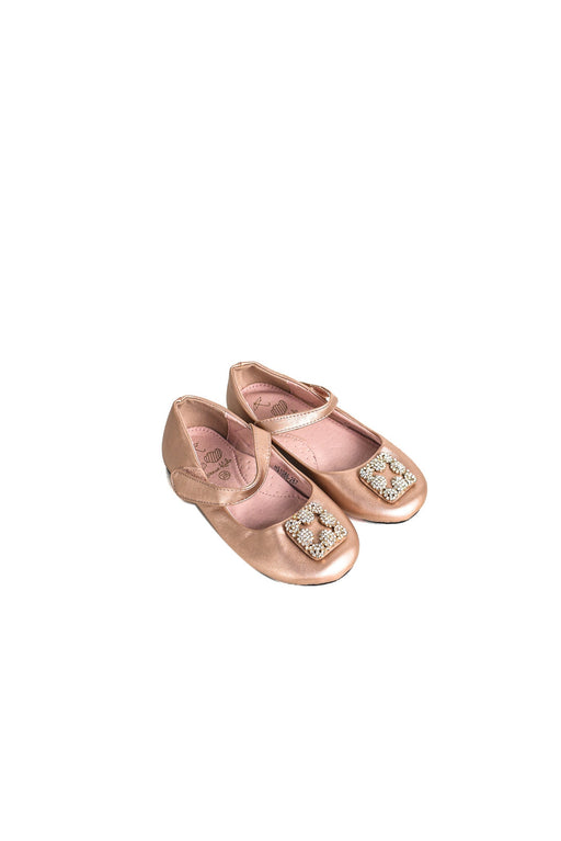 A Pink Flats from Avenue Kids in size 5T for neutral. (Front View)