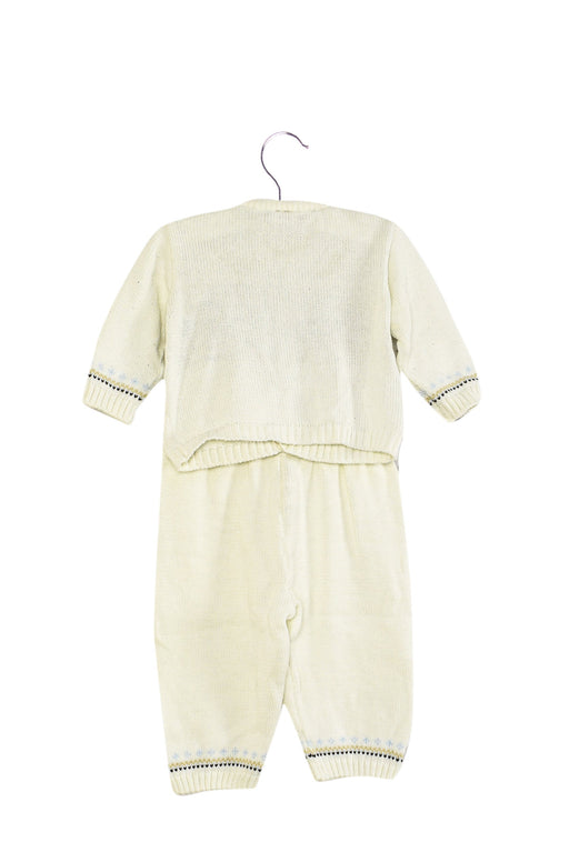 A White Pants Sets from A Soft Idea in size 6-12M for boy. (Front View)