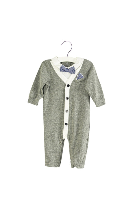 A Grey Long Sleeve Jumpsuits from Nicholas & Bears in size 6-12M for boy. (Front View)
