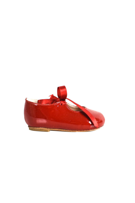 A Red Flats from Vevian in size 6-12M for girl. (Back View)