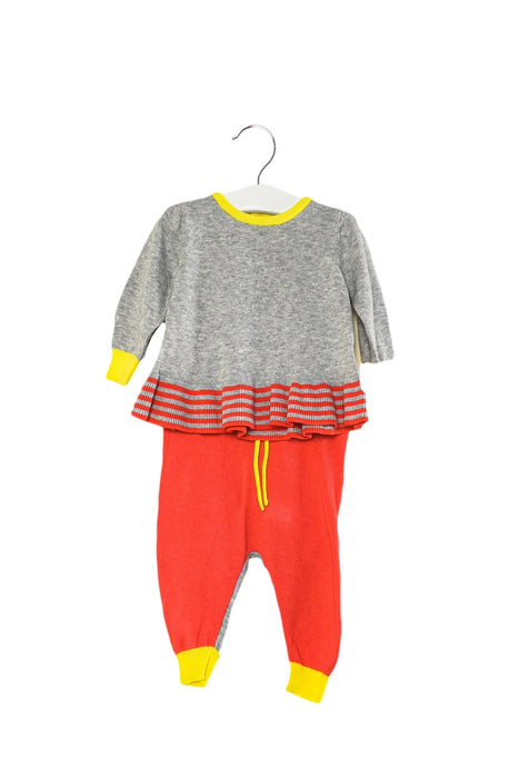 A Grey Pants Sets from Seed in size 3-6M for girl. (Front View)