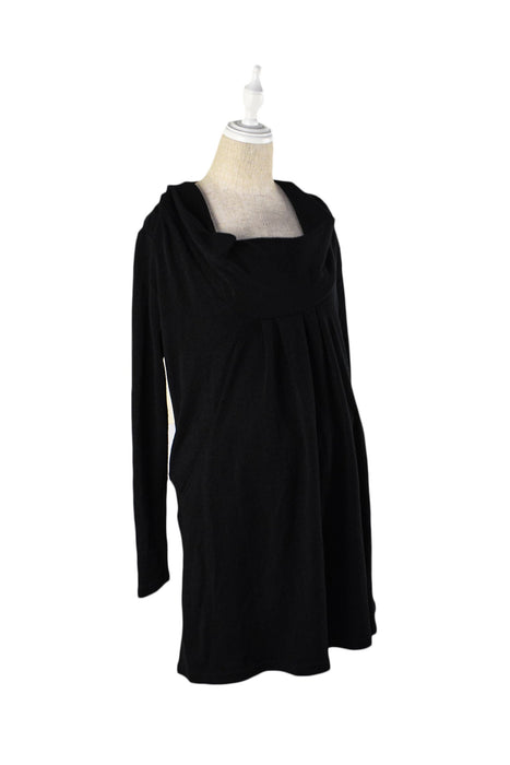 A Black Long Sleeve Tops from Gennie's in size S for maternity. (Front View)