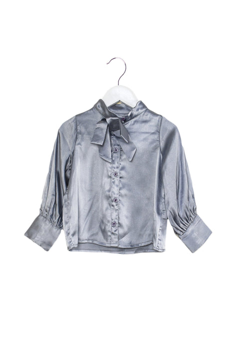 A Purple Shirts from Velveteen in size 2T for girl. (Front View)