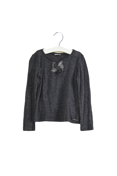 A Grey Long Sleeve Tops from Simonetta in size 6T for girl. (Front View)