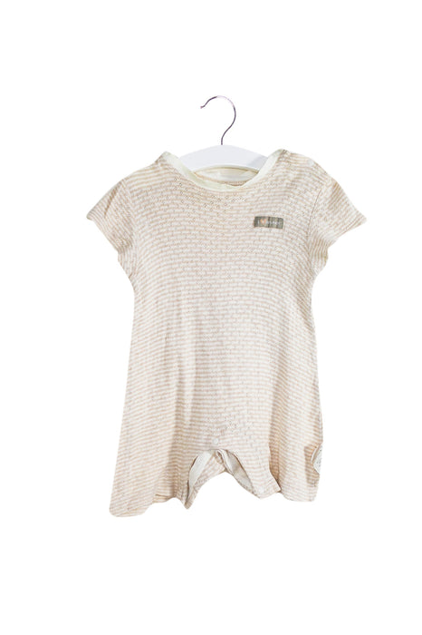 A Ivory Short Sleeve Rompers from Natures Purest in size 6-12M for neutral. (Front View)