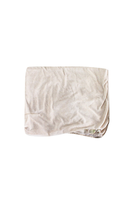 A Beige Blankets from Natures Purest in size O/S for neutral. (Front View)