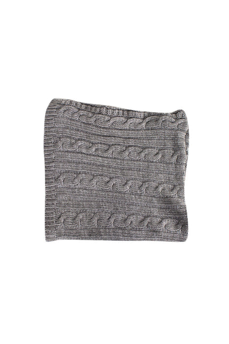 A Grey Blankets from Lilly + Sid in size O/S for neutral. (Front View)
