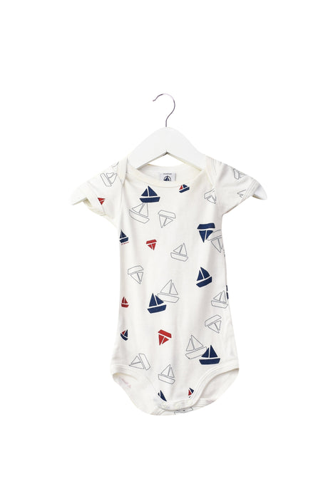 A White Bodysuits from Petit Bateau in size 3-6M for boy. (Front View)
