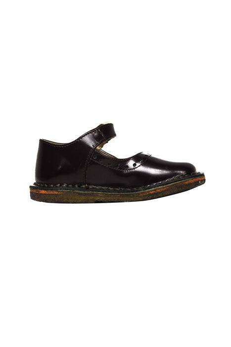 A Brown Flats from PèPè in size 12-18M for girl. (Back View)