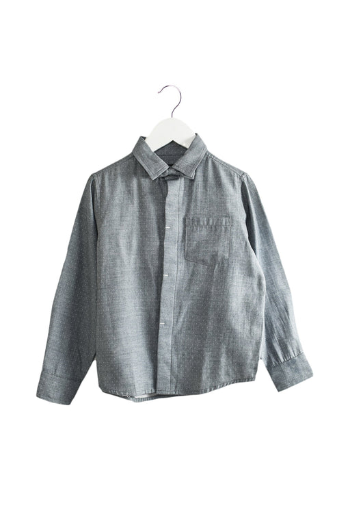 A Grey Shirts from Chickeeduck in size 4T for boy. (Front View)