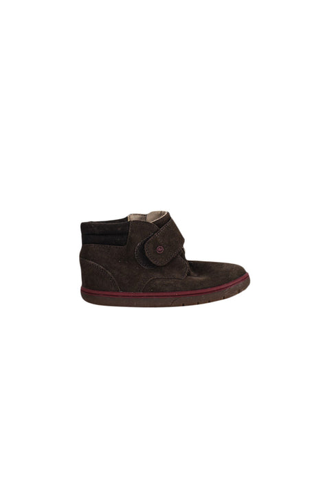 A Brown Boots & Booties from Stride Rite in size 4T for girl. (Back View)