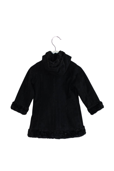 A Black Coats from Comme Ca Ism in size 2T for girl. (Back View)