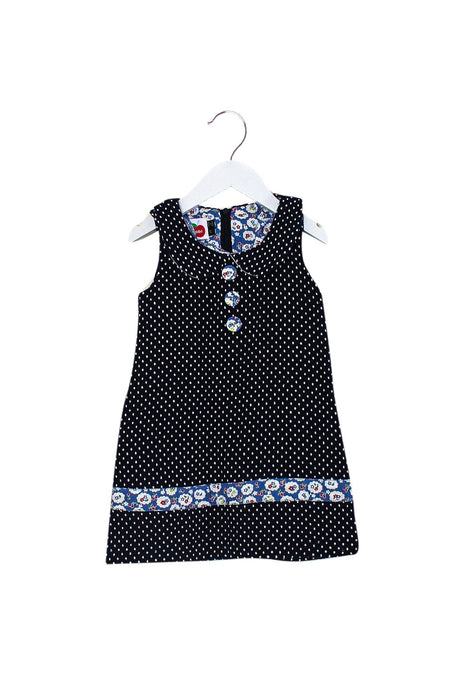A Blue Sleeveless Dresses from Oobi in size 2T for girl. (Front View)