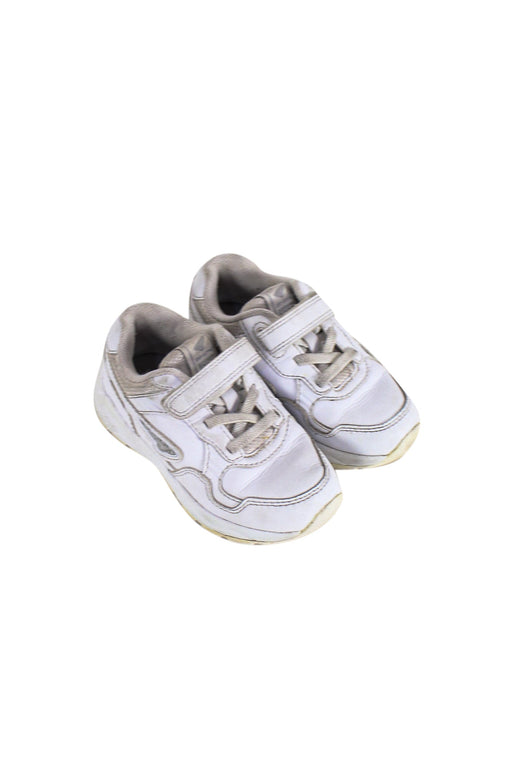 A White Sneakers from Dr. Kong in size 3T for girl. (Front View)