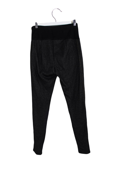 A Black Leggings from Gennie's in size S for maternity. (Back View)