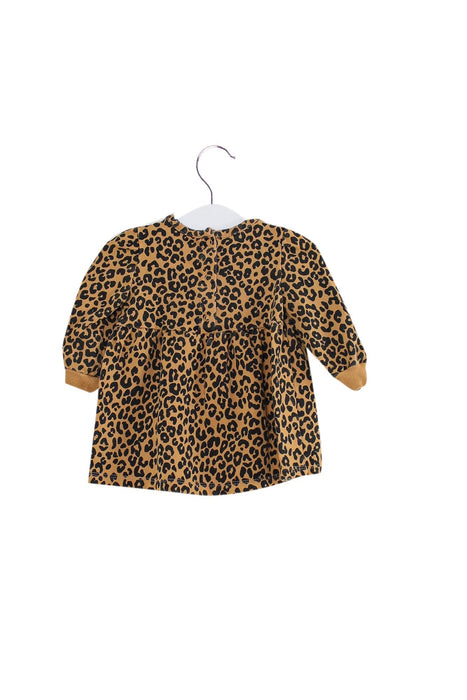 A Orange Long Sleeve Dresses from Tucker & Tate in size 3-6M for girl. (Back View)