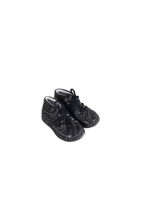 A Black Casual Boots from GBB in size 12-18M for girl. (Front View)