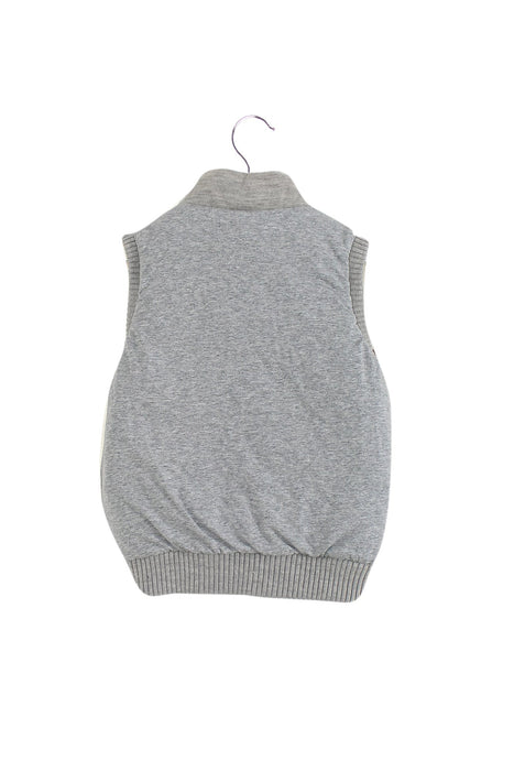 A Grey Outerwear Vests from Nicholas & Bears in size 4T for boy. (Back View)