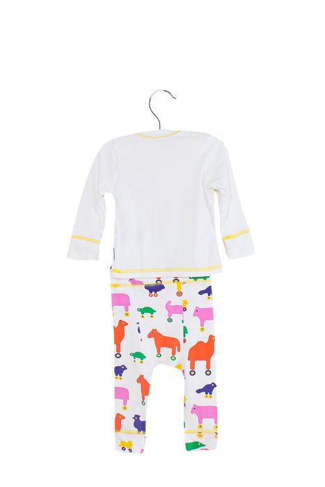 A White Pyjama Sets from Marimekko in size 3-6M for boy. (Back View)