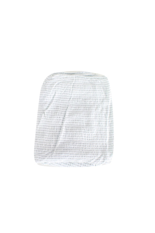 A Green Blankets from Aden & Anais in size O/S for neutral. (Front View)