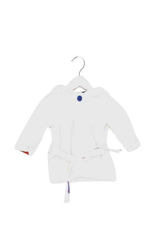 A White Bathrobes from Marimekko in size O/S for neutral. (Front View)